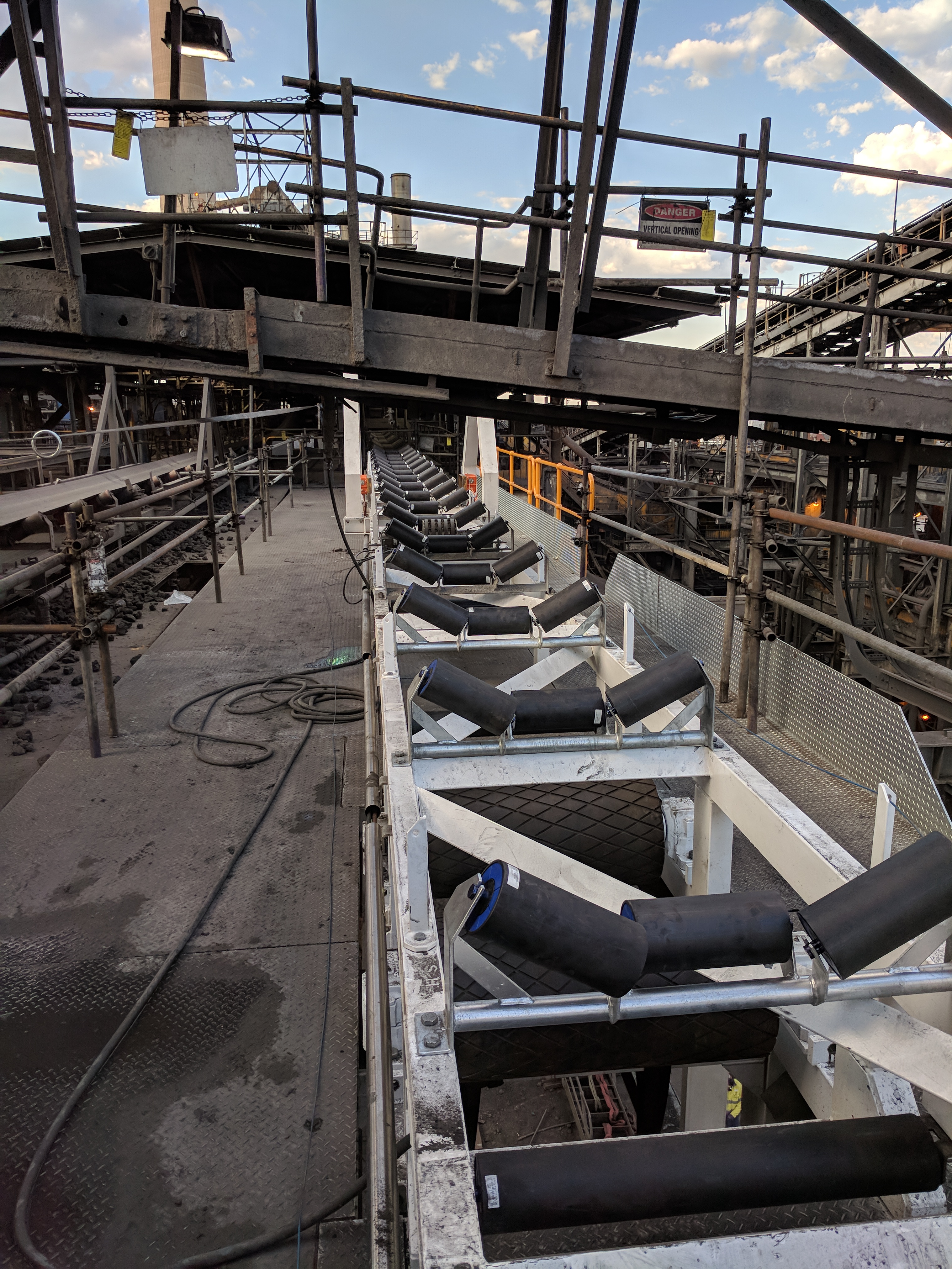 New conveyor structure and idlers at smelter